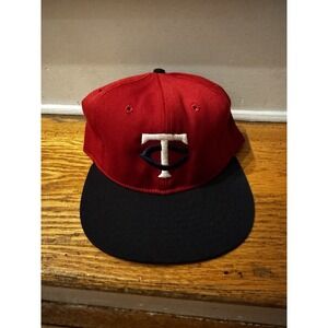 Vintage Minnesota Twins Roman Pro Fitted Hat Cap 7 3/8 Red Black USA Made